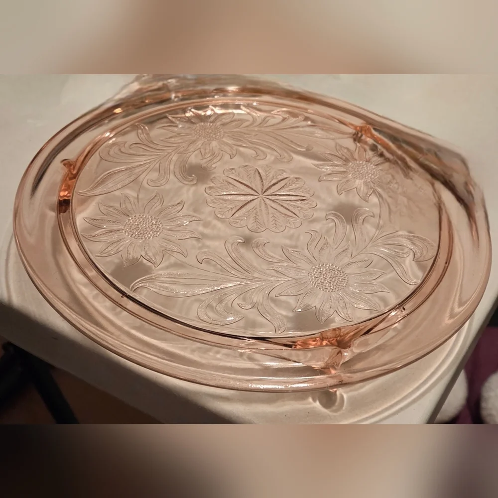 Jeannette Sunflower Style Glass Pink Depression Footed Cake Plate